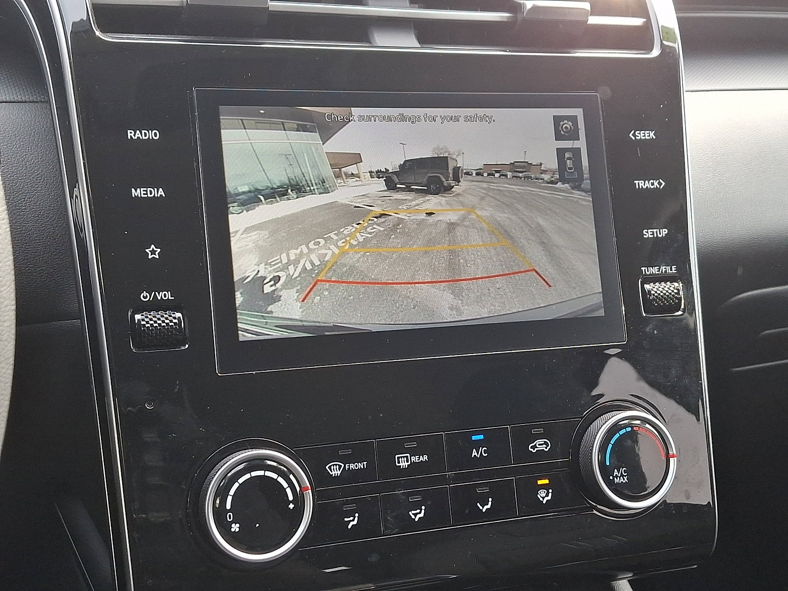 Used 2023 Hyundai Tucson SEL image 17