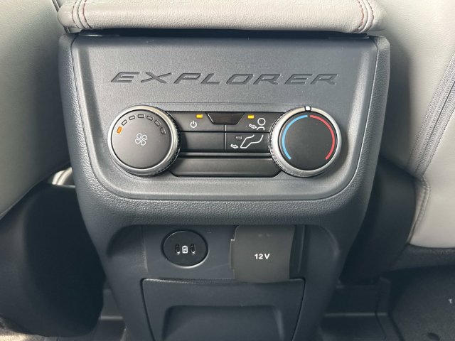 New 2026 Ford Explorer Active w/ Active Comfort Package RWD image 18