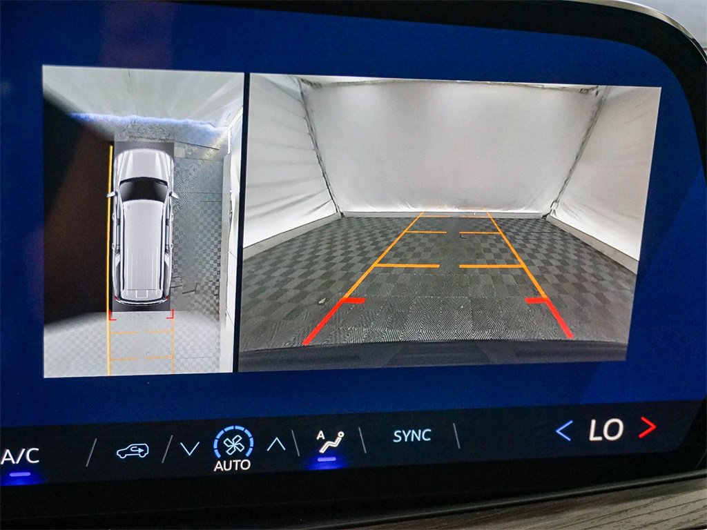 New 2026 Chevrolet Suburban LS image 25