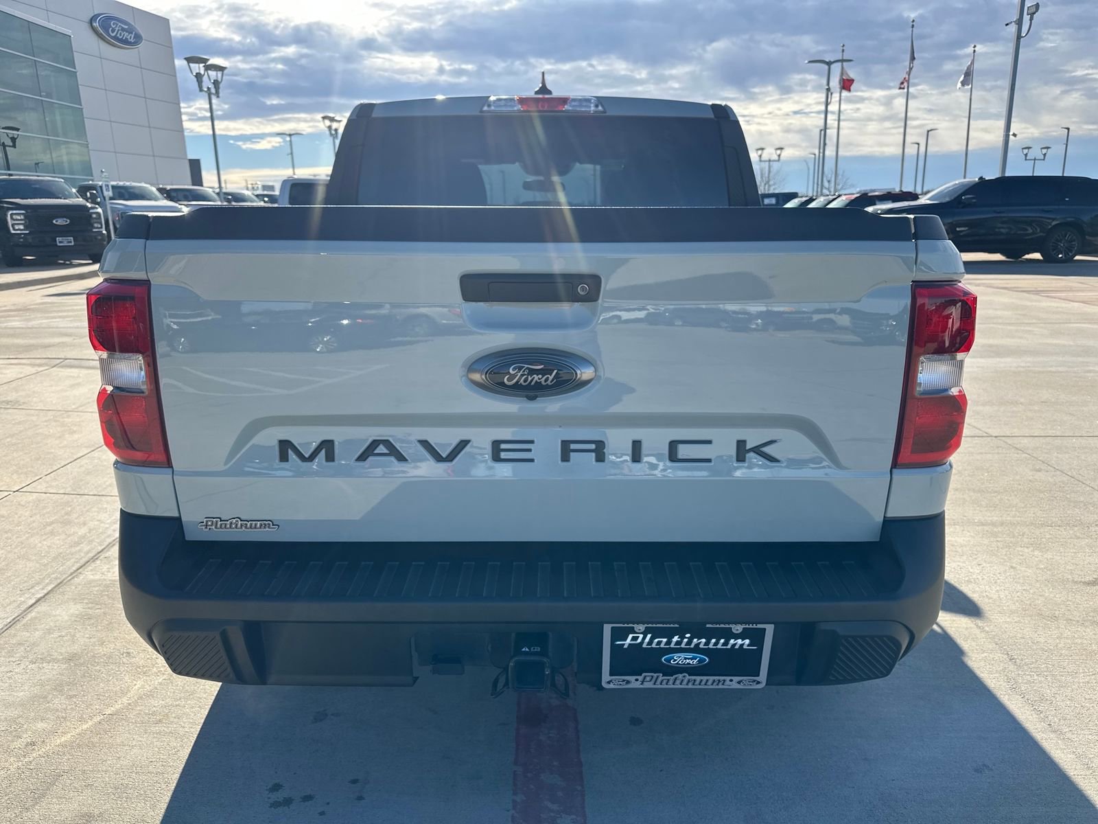 Used 2024 Ford Maverick XLT w/ XLT Luxury Package image 4