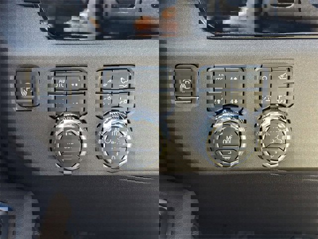 New 2026 GMC Sierra 2500 SLT w/ SLT Premium Package image 18