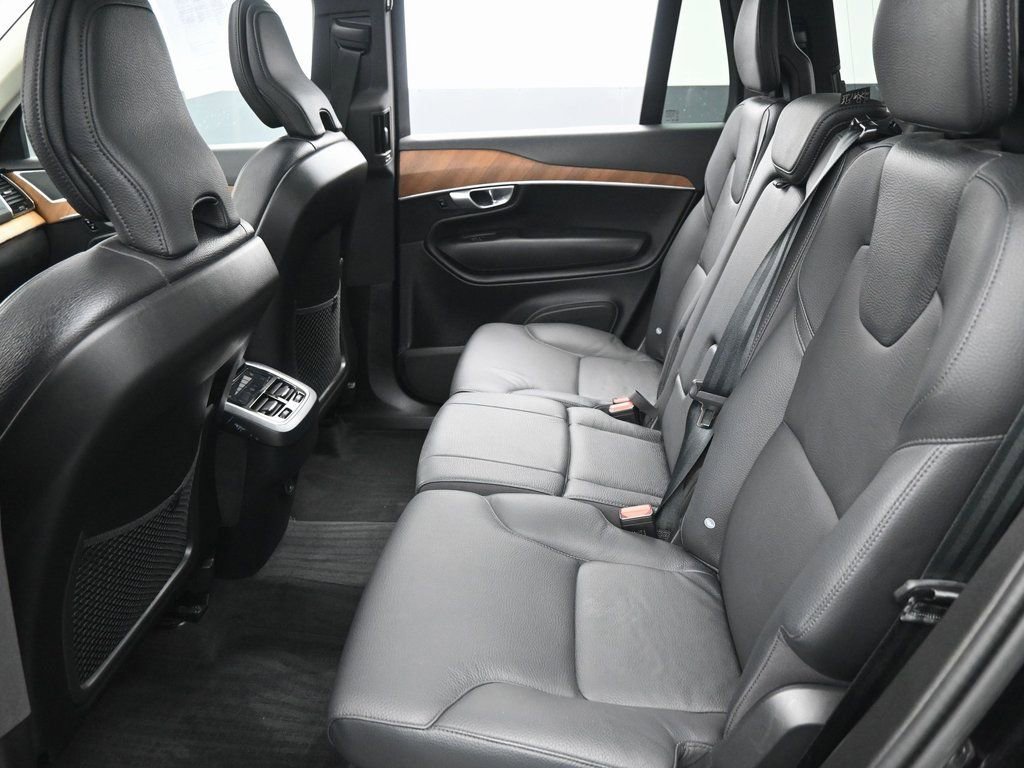 Used 2024 Volvo XC90 B6 Plus w/ Protection Package Premier image 28
