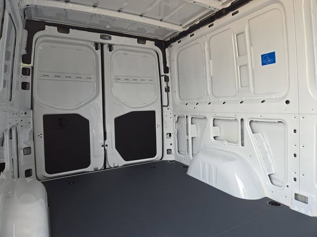 New 2026 Mercedes-Benz Sprinter 2500 image 28