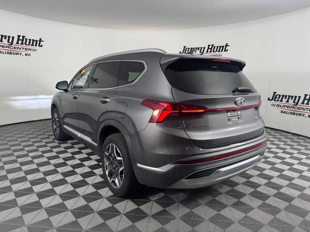 Used 2022 Hyundai Santa Fe SEL Premium w/ Cargo Package AWD/4WD image 9