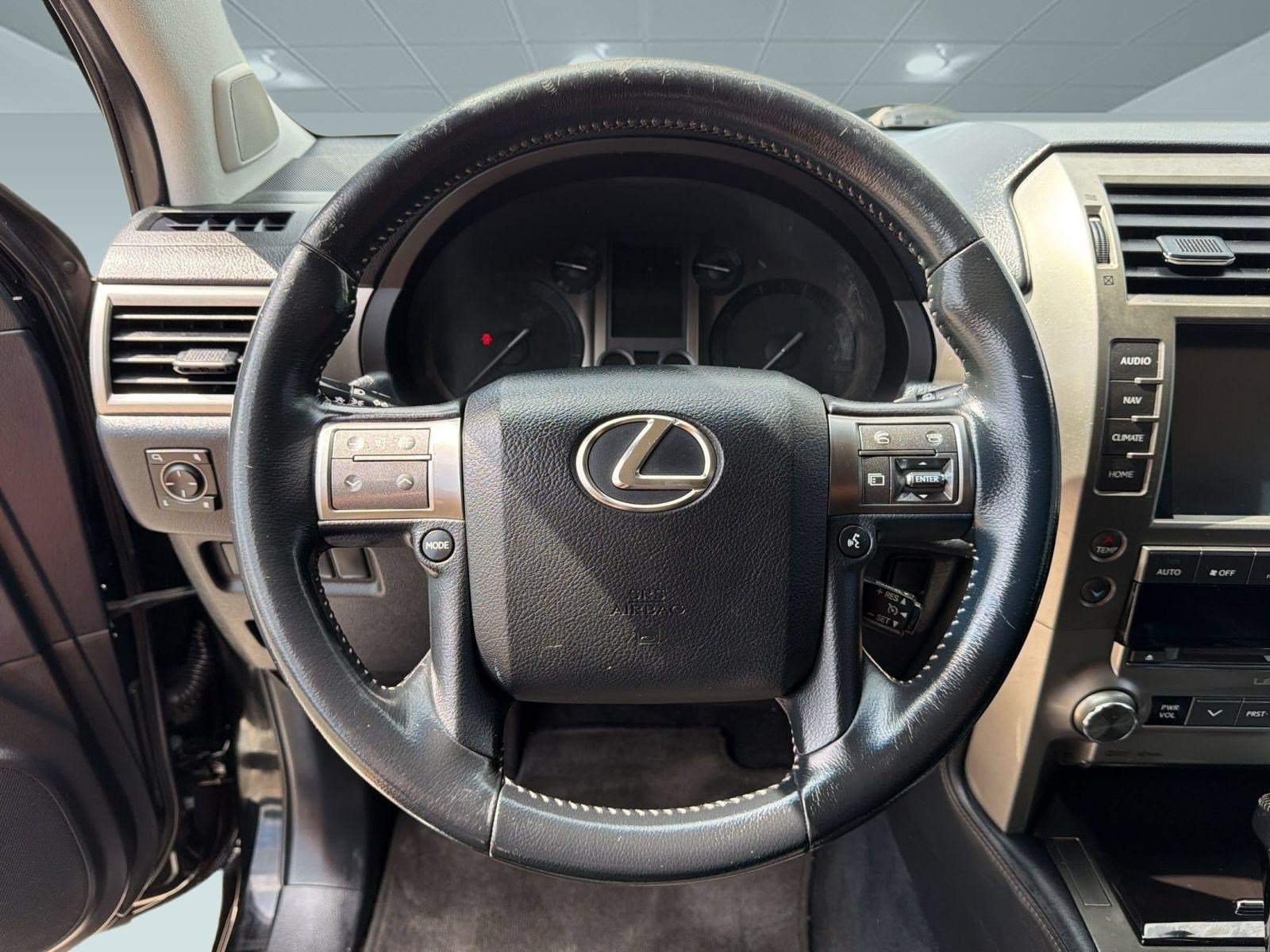 Used 2019 Lexus GX 460 w/ Navigation Package AWD/4WD image 11