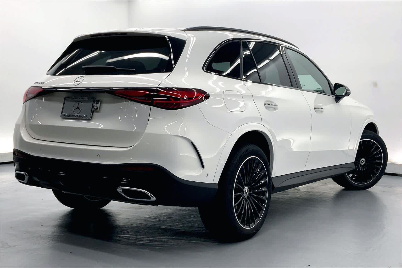 New 2027 Mercedes-Benz GLC 300 image 7