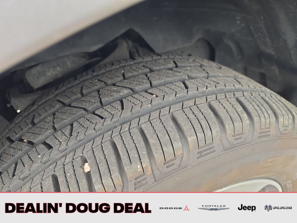 Used 2019 RAM 1500 Laramie AWD/4WD image 30