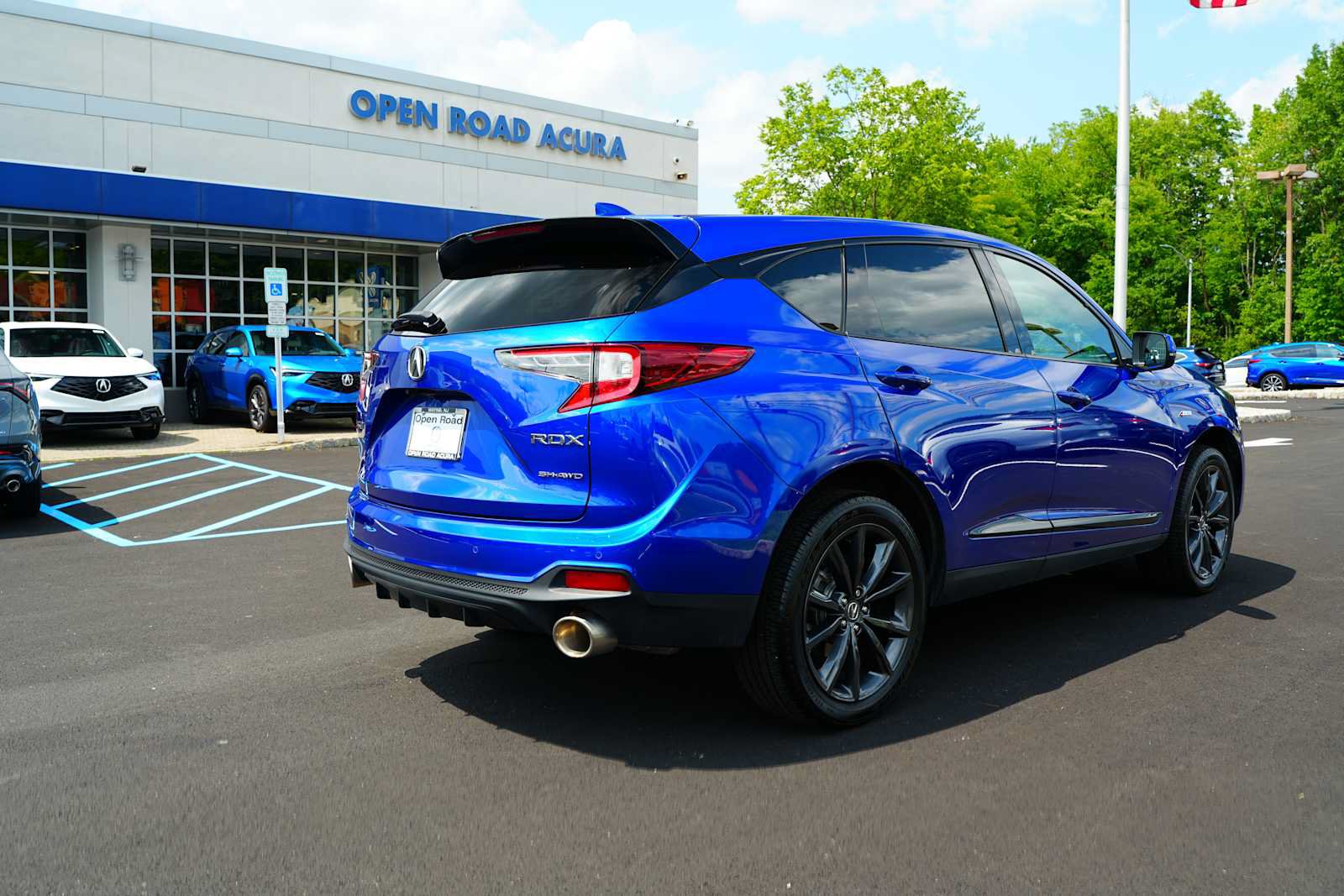 Certified 2025 Acura RDX w/ Advance Package AWD/4WD image 7