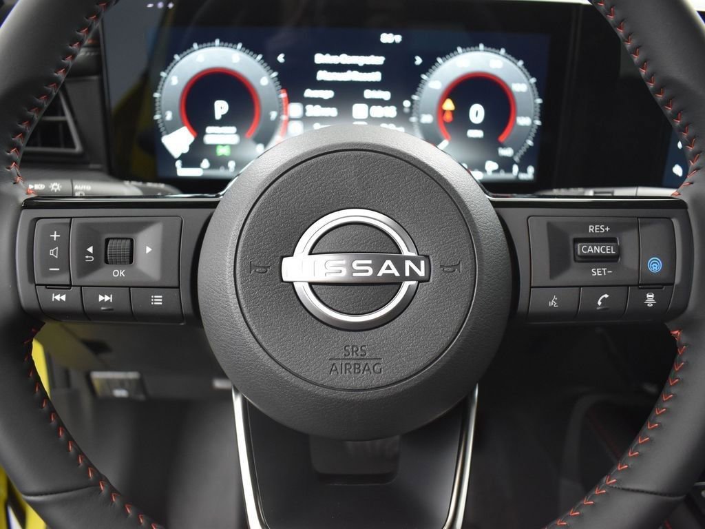 New 2025 Nissan Kicks SR AWD/4WD image 30