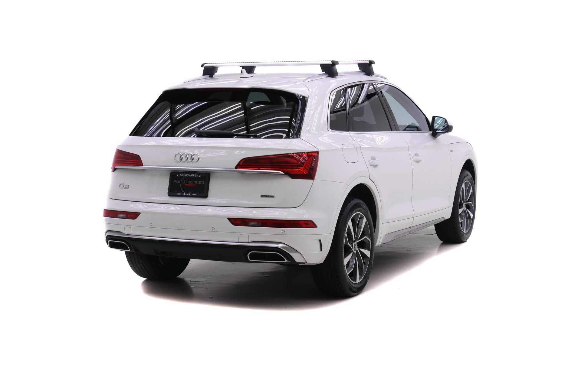 Certified 2024 Audi Q5 2.0T Premium w/ Convenience Package AWD/4WD image 4