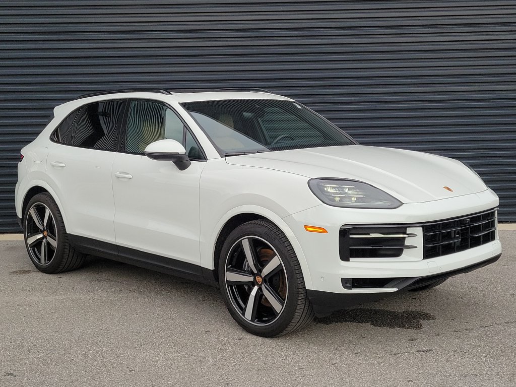 Certified 2026 Porsche Cayenne AWD/4WD image 9