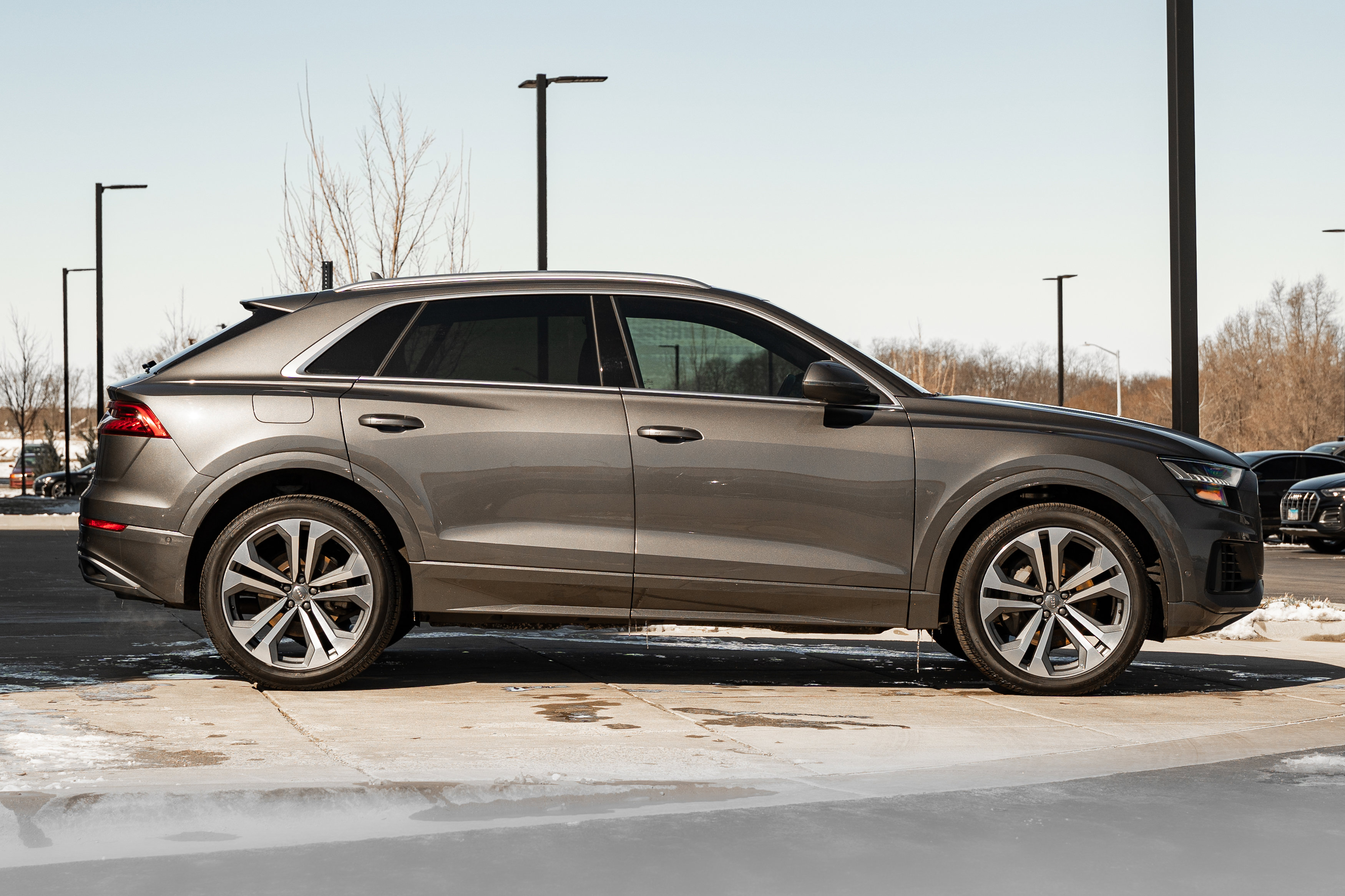 Used 2019 Audi Q8 Prestige w/ Towing Package image 3