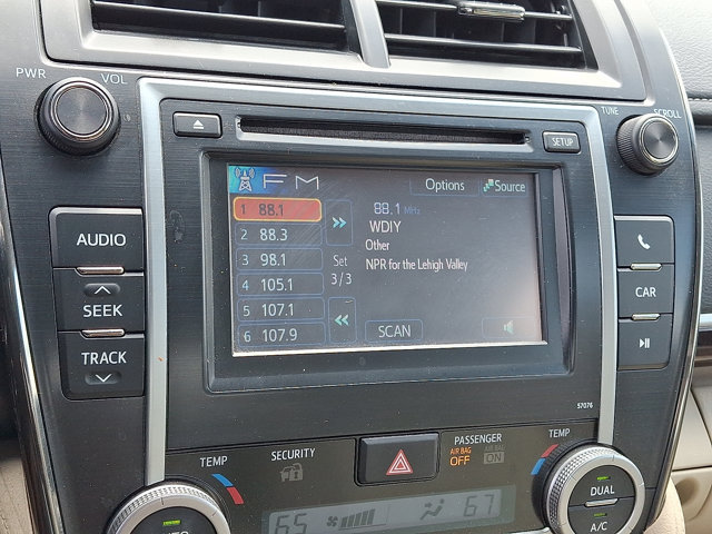 Used 2013 Toyota Camry XLE w/ Leather Pkg FWD image 19