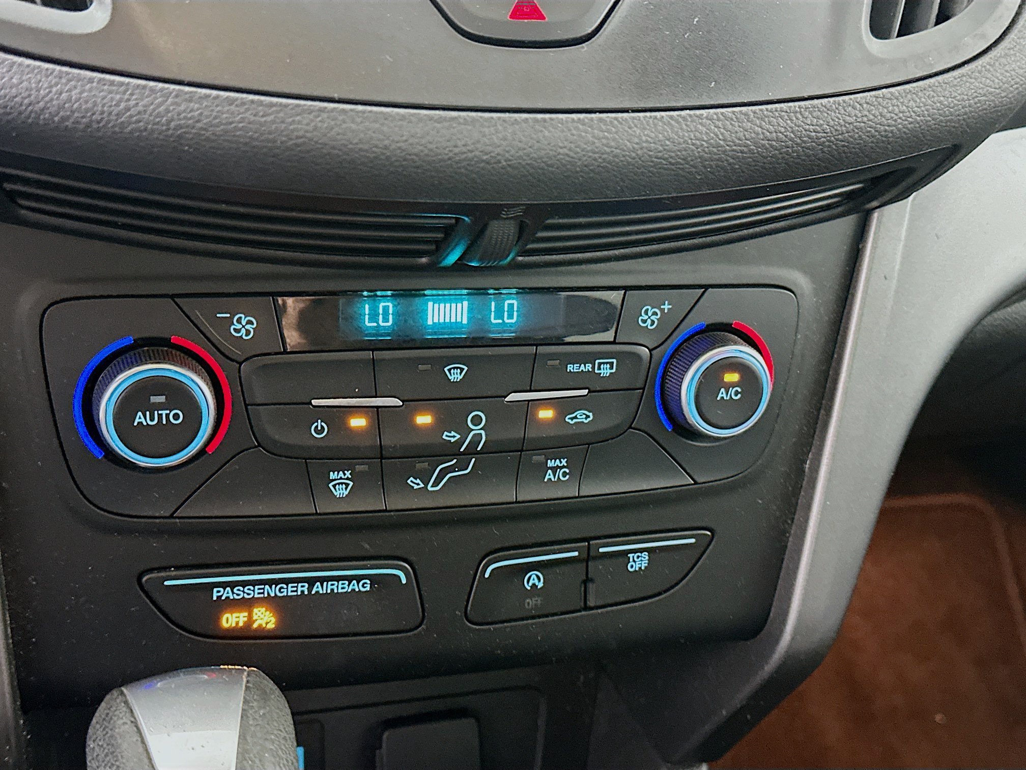 Used 2017 Ford Escape SE FWD image 22