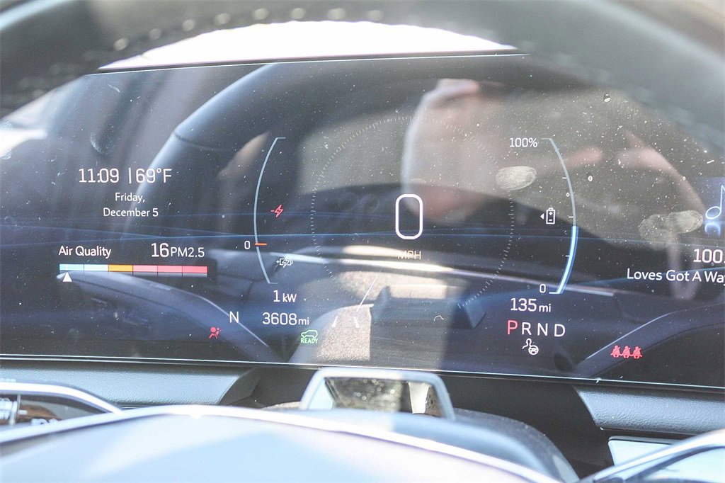 Used 2025 Cadillac Optiq Sport 2 w/ LPO, Floor Liner Package image 28