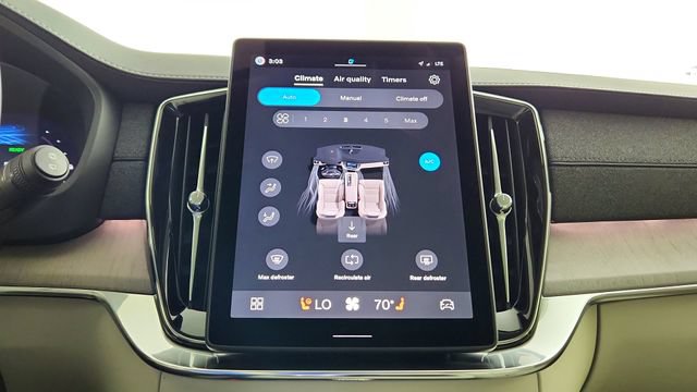 New 2026 Volvo XC90 T8 Ultra w/ Protection Package Premier AWD/4WD image 22