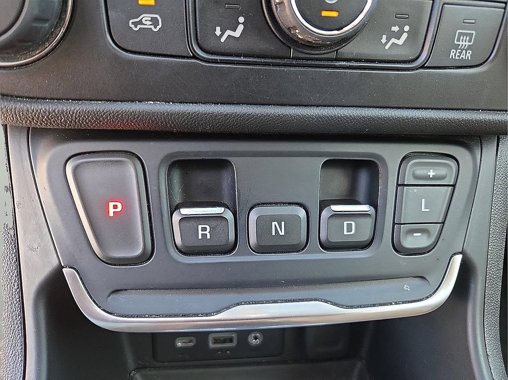Used 2019 GMC Terrain SLT w/ Preferred Package FWD image 17