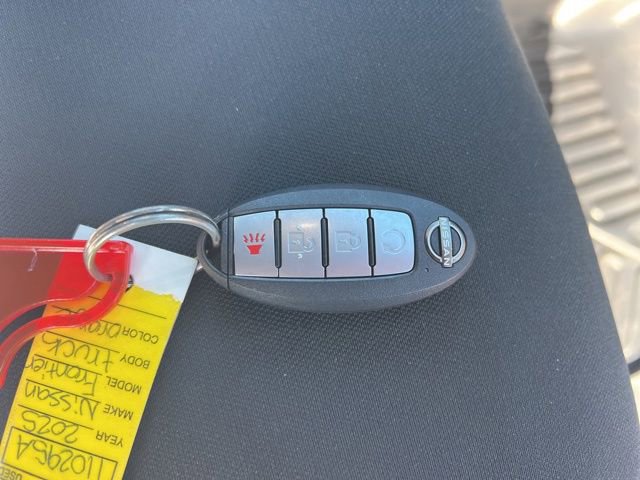 Used 2025 Nissan Frontier PRO-4X w/ Tow Package image 37