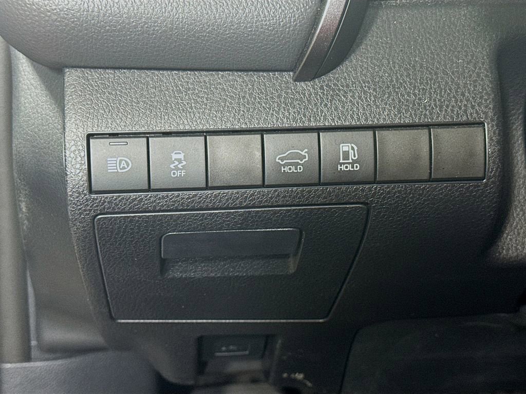 Certified 2023 Toyota Camry LE FWD image 11