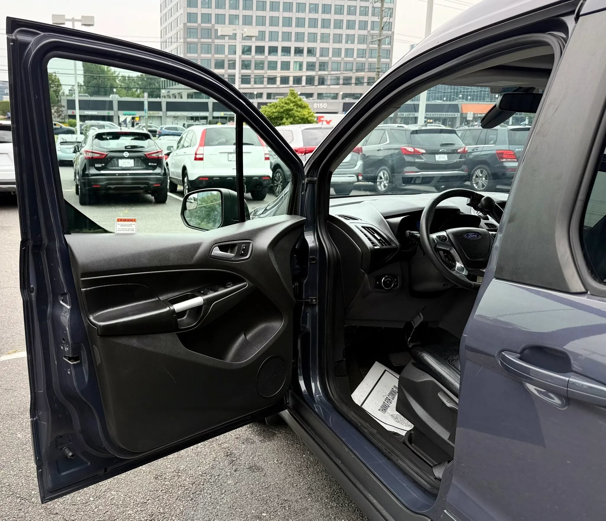 Used 2014 Ford Transit Connect XLT FWD image 9