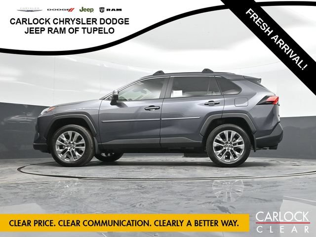 Used 2025 Toyota RAV4 XLE Premium w/ Weather Package AWD/4WD image 46