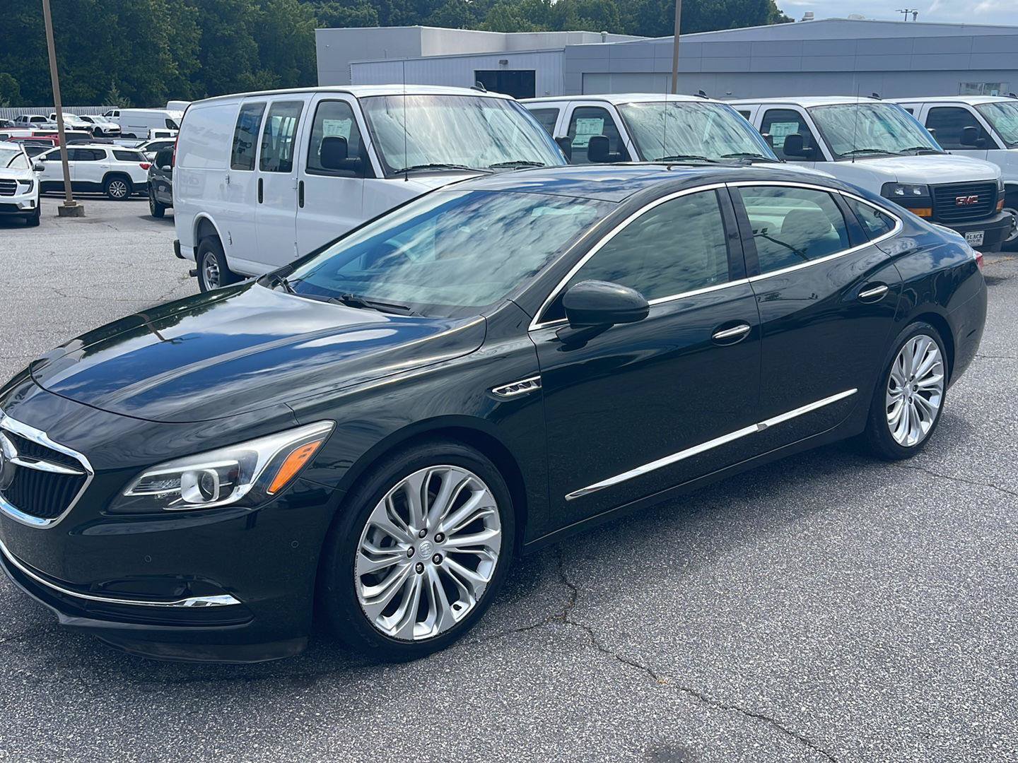 Used 2017 Buick LaCrosse Premium w/ Driver Confidence Package #2 FWD image 2