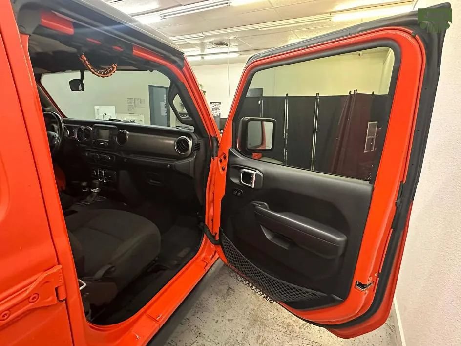 Used 2019 Jeep Wrangler Unlimited Sport S AWD/4WD image 11