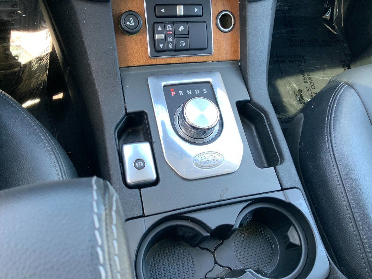 Used 2015 Land Rover LR4 HSE AWD/4WD image 3
