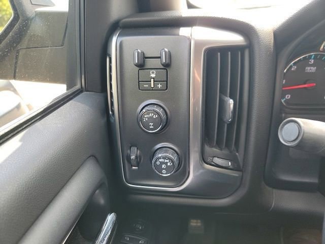 Used 2019 Chevrolet Silverado 1500 LT w/ All Star Edition image 14