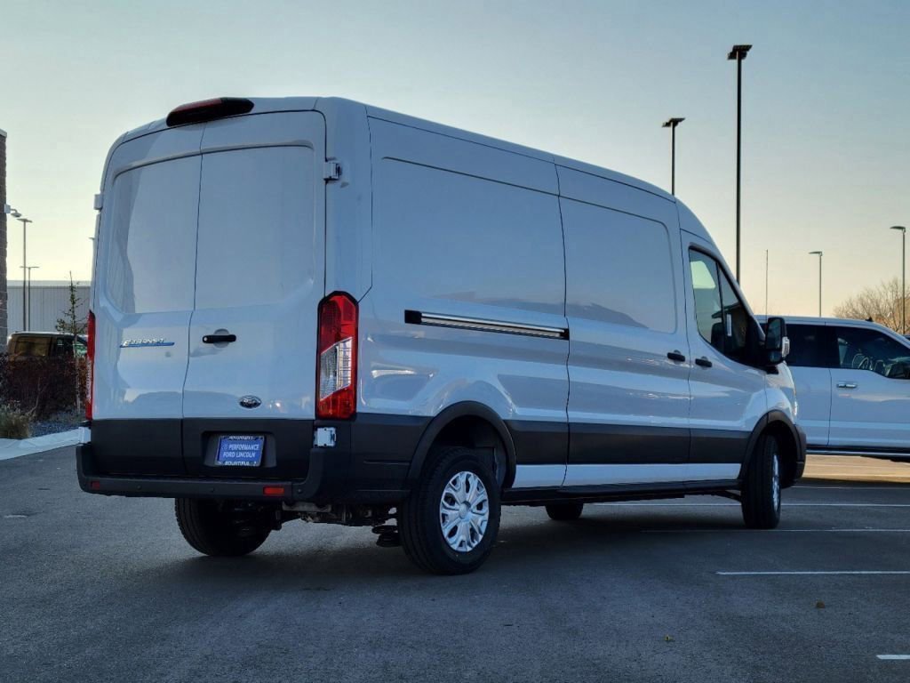 Used 2022 Ford E-Transit Medium Roof w/ Interior Upgrade Package image 14