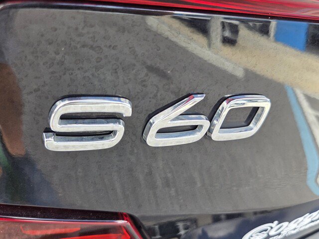 Used 2024 Volvo S60 B5 Plus FWD image 31
