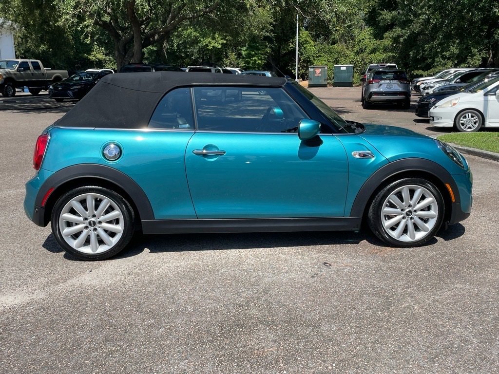 Used 2021 MINI Cooper S w/ 6.5" Touchscreen Package video 2