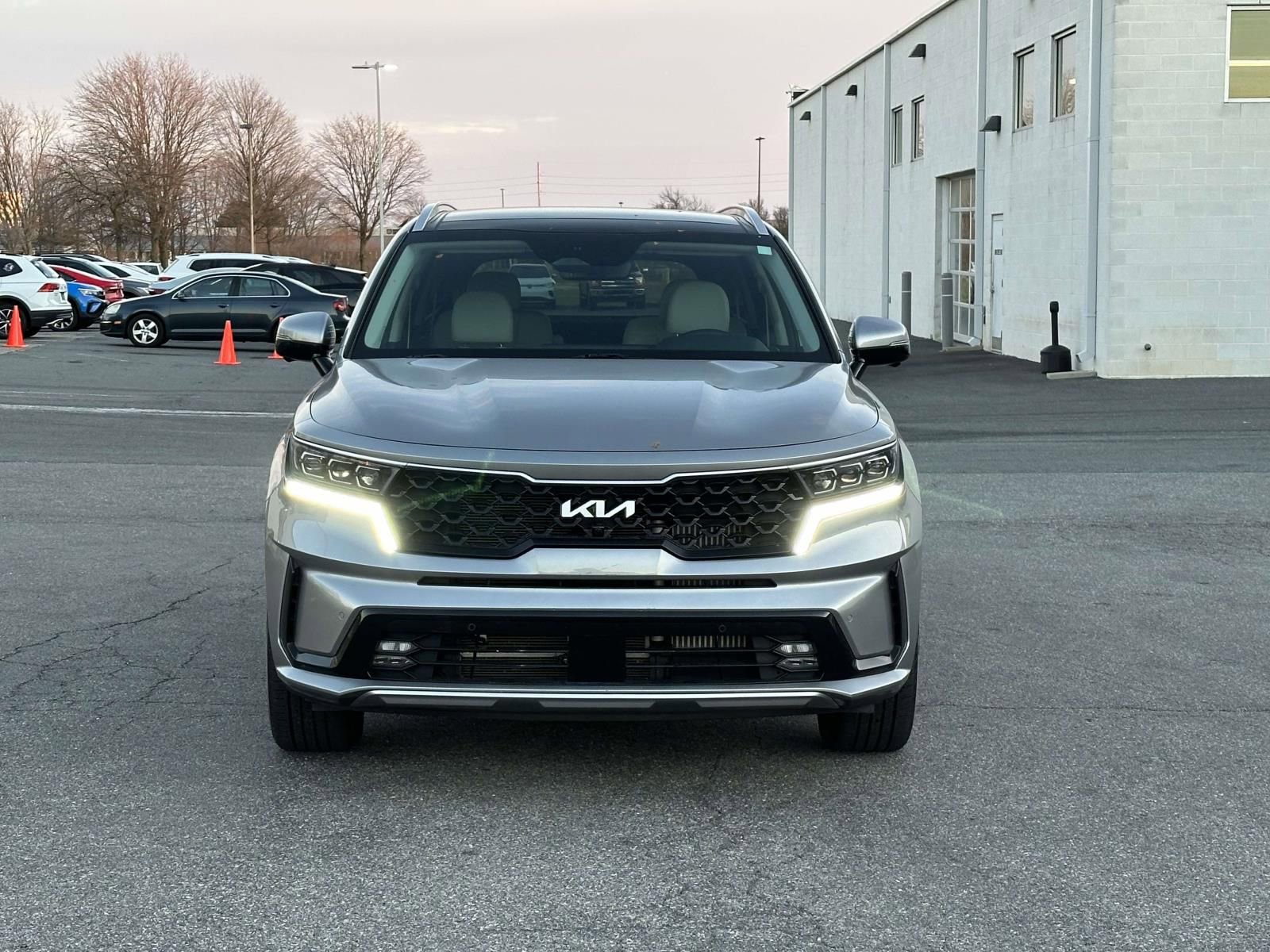 Used 2024 Kia Sorento SX Prestige image 8