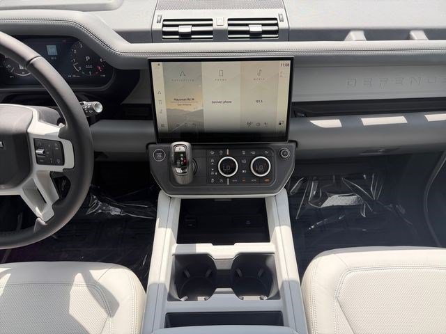 New 2026 Land Rover Defender 110 X-Dynamic SE AWD/4WD image 15