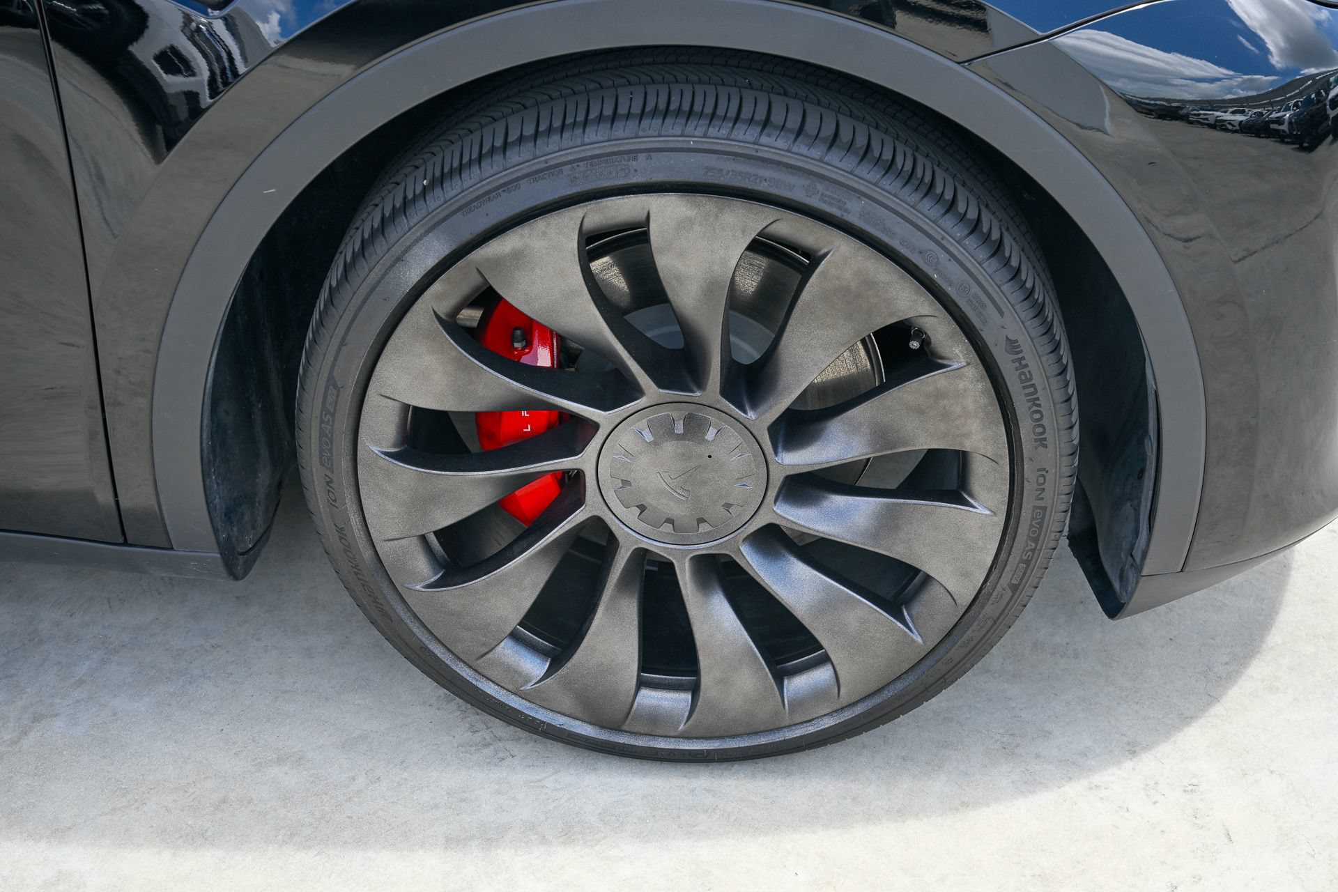 Used 2025 Tesla Model Y Performance AWD/4WD image 33