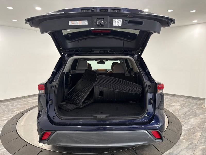 Used 2021 Toyota Highlander Limited image 76