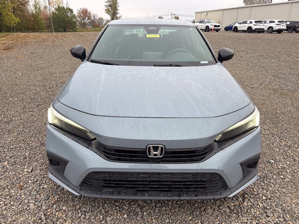 Used 2023 Honda Civic Sport image 2