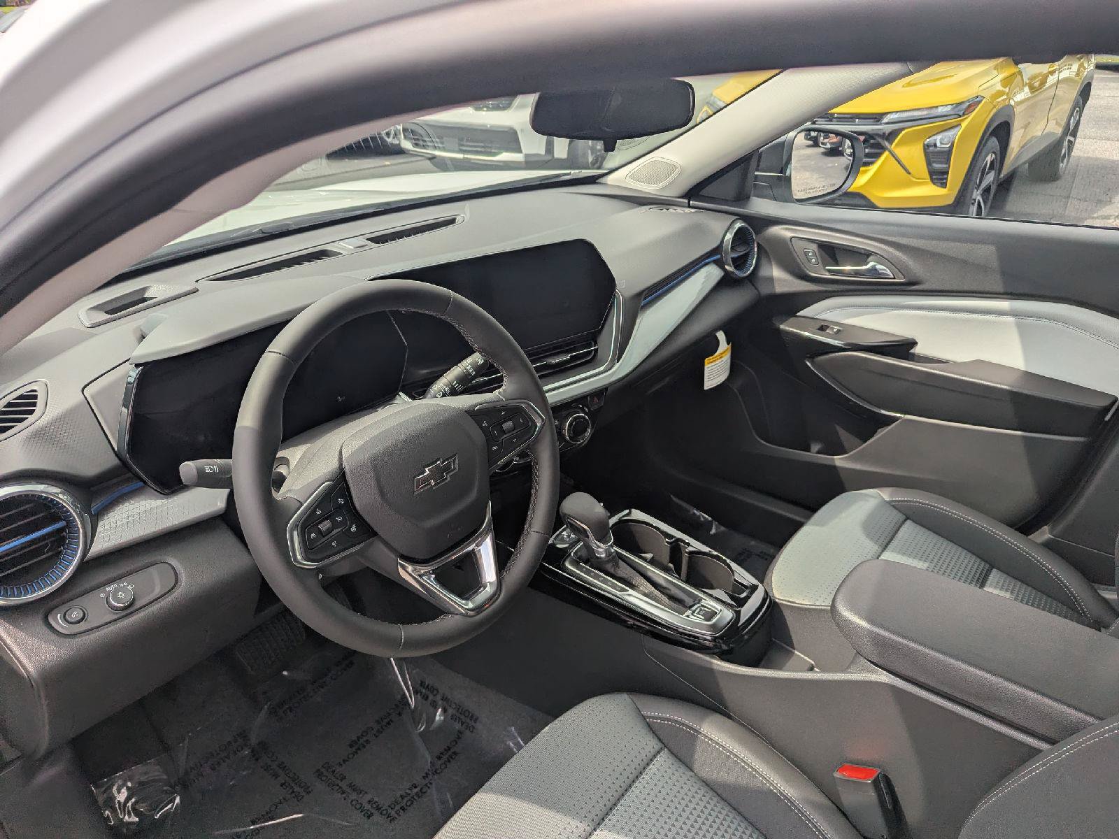 New 2026 Chevrolet Trax LT w/ Driver Confidence Package FWD image 38