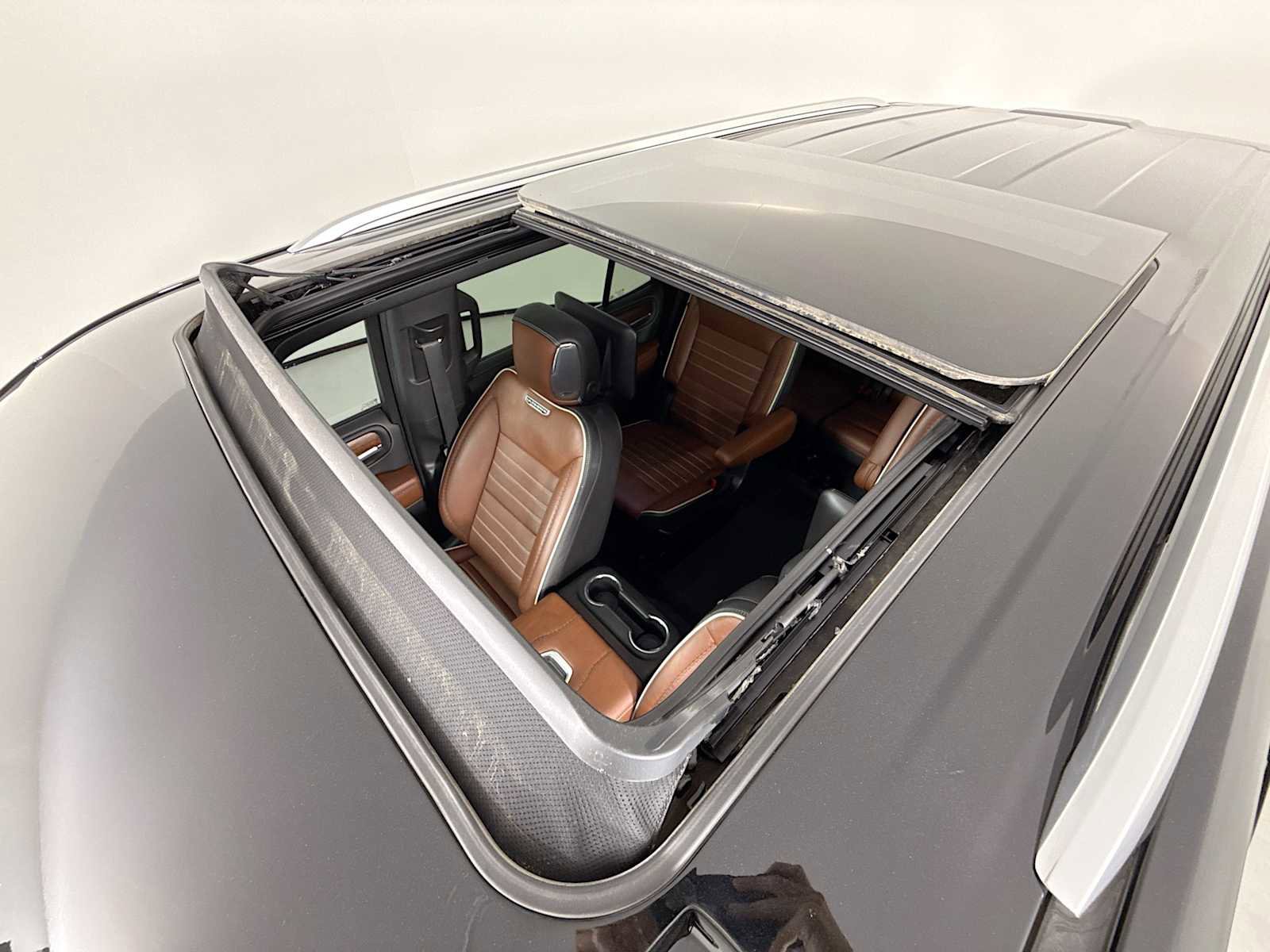 Used 2024 GMC Yukon Denali Ultimate image 36