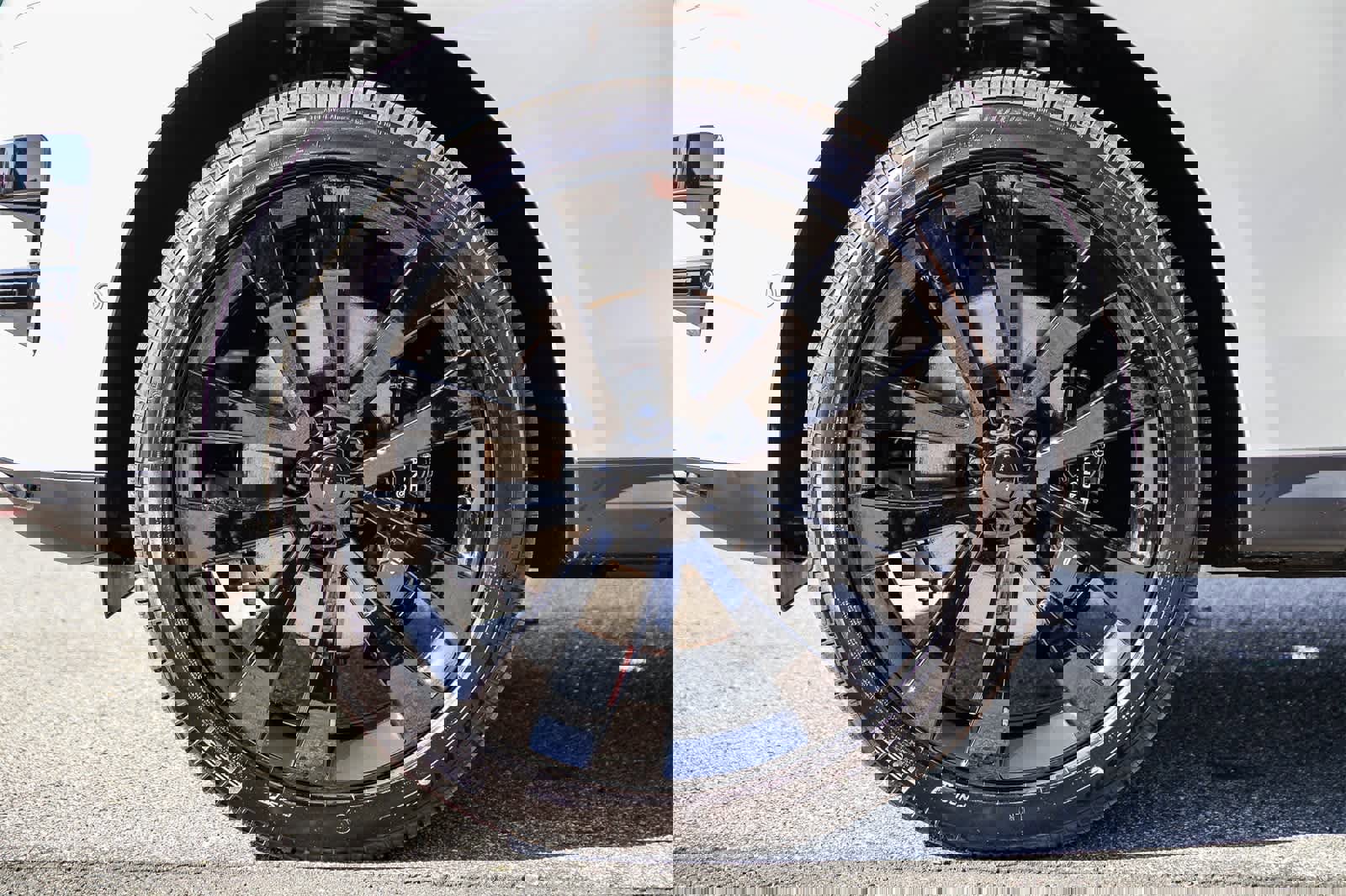 New 2026 Land Rover Range Rover Sport SE image 9