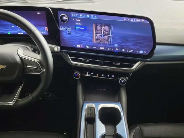Used 2025 Chevrolet Equinox EV LT FWD image 20