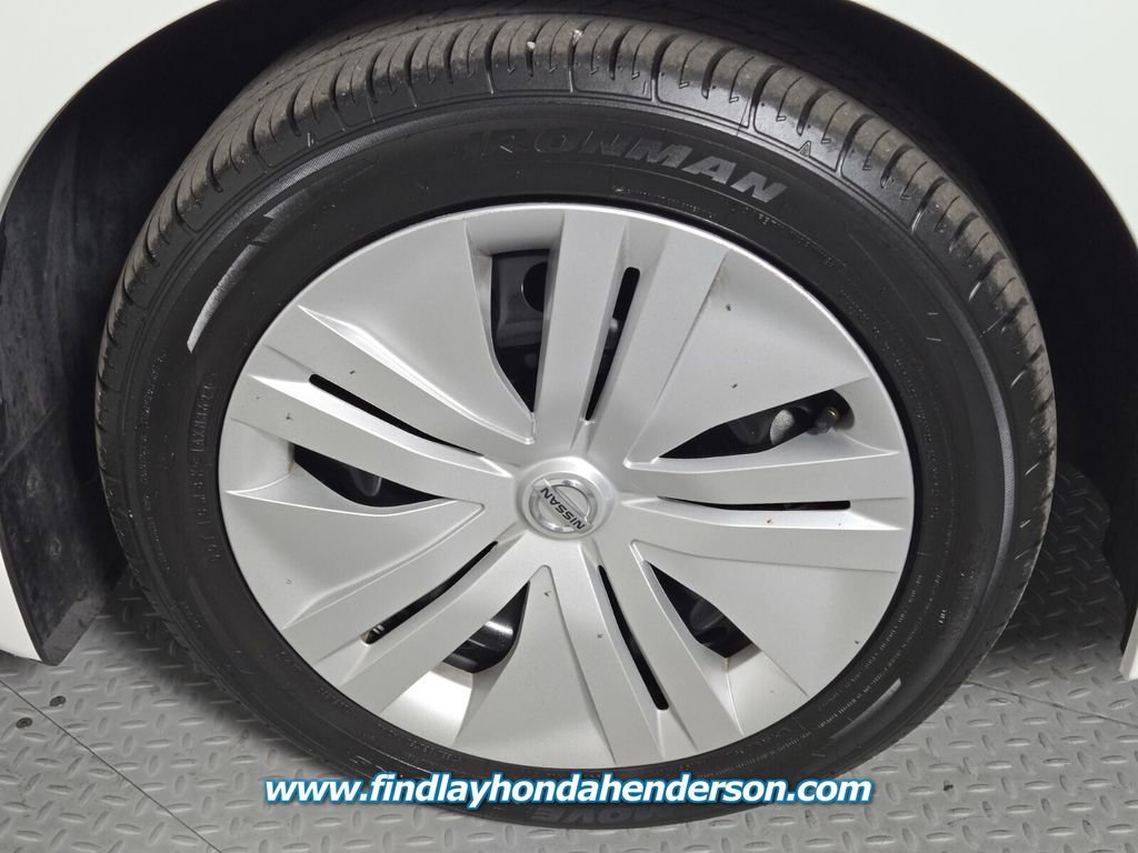 Used 2022 Nissan Leaf S image 12