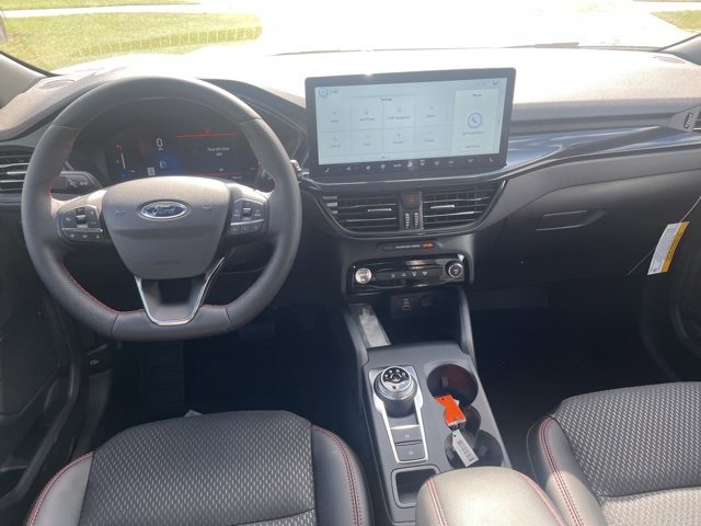 New 2026 Ford Escape ST-Line image 3