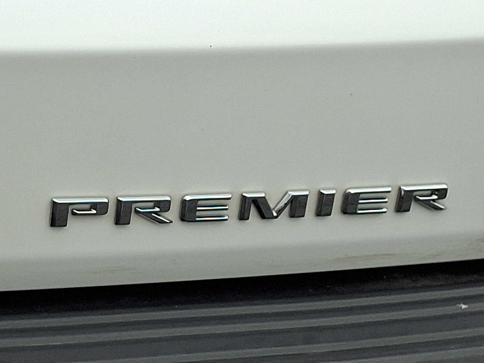 Used 2021 Chevrolet Tahoe Premier w/ Premium Package AWD/4WD image 30