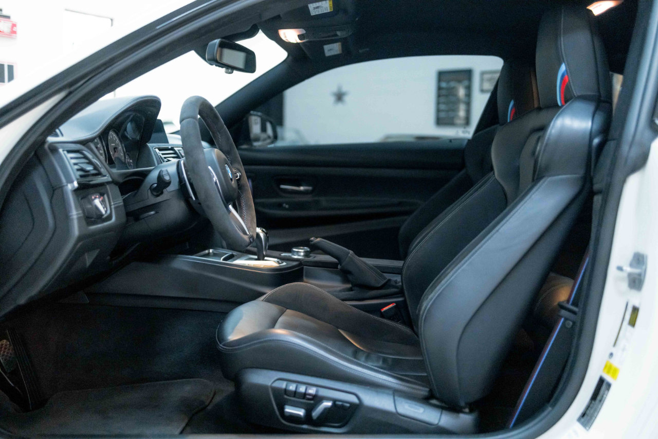 Used 2019 BMW M4 CS w/ Executive Package image 51