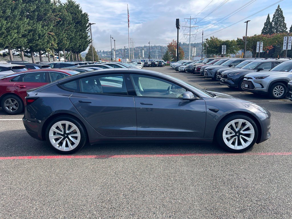Used 2023 Tesla Model 3 Standard Range RWD image 8