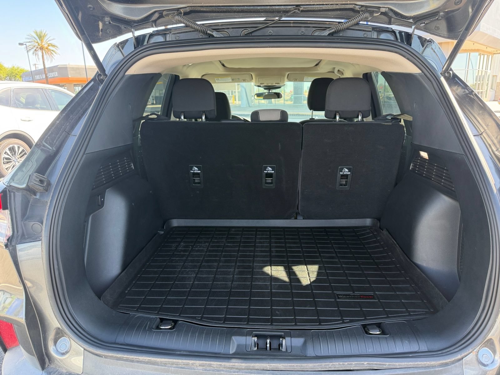 Used 2020 Ford Escape SE FWD image 14