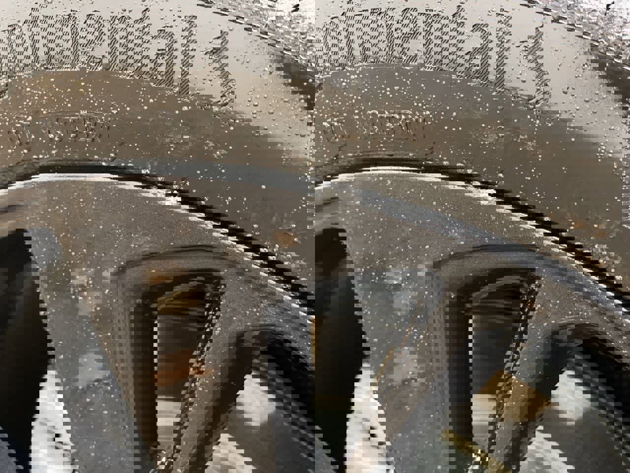 Used 2025 Buick Envision Sport Touring image 29