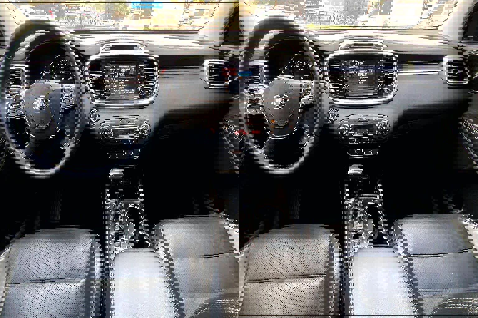 Used 2019 Kia Sorento EX image 15