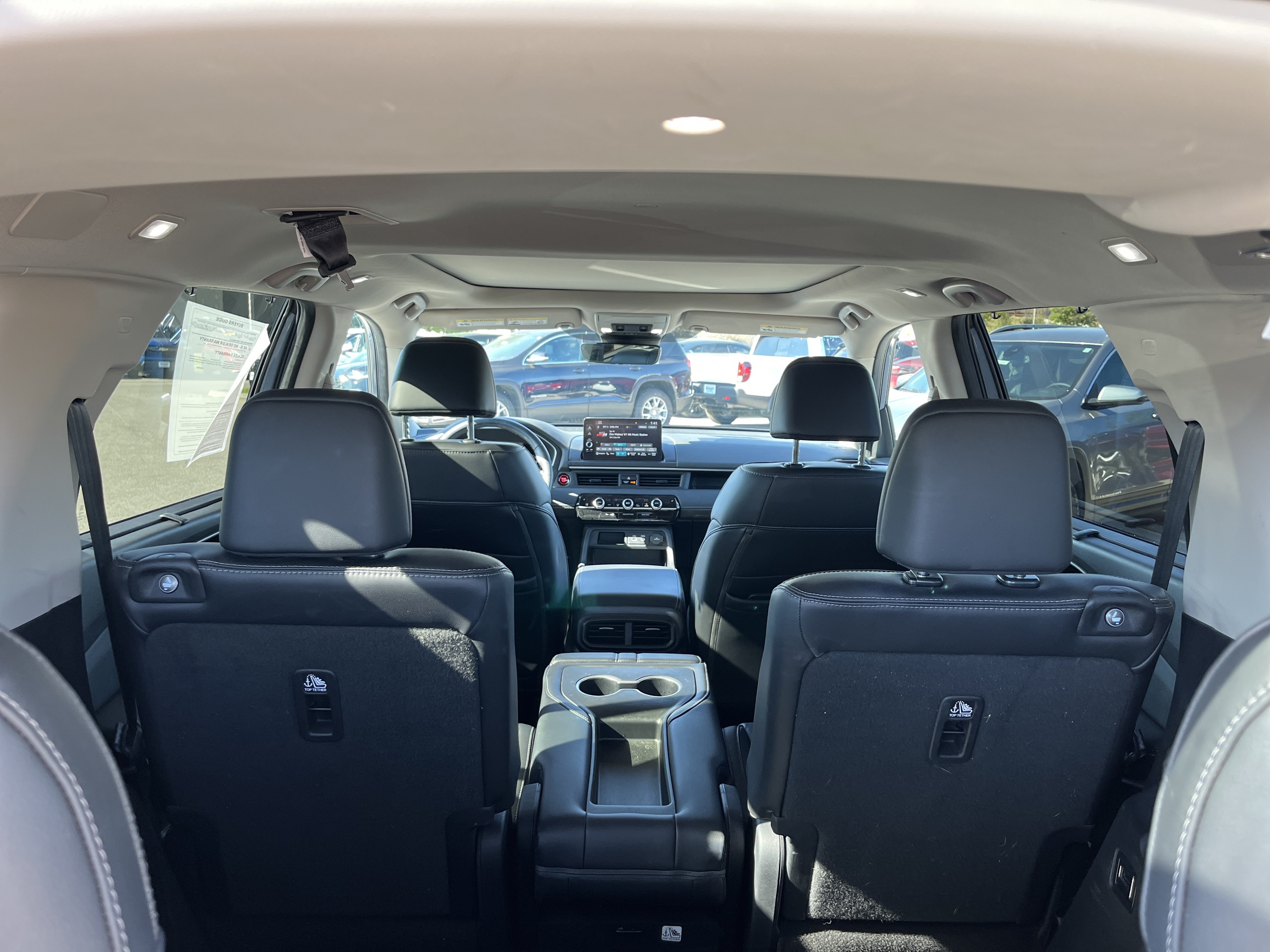 Used 2025 Honda Pilot Touring image 15